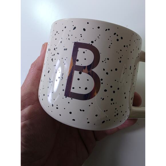 THYME & TABLE White Gold Black Splash Ink Monogrammed B Stoneware Coffee Mug - Picture 5 of 9